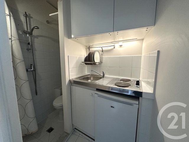 Afficher la photo en grand Appartement Studio à louer - 1 pièce - 14.93 m2 - PARIS - 75016 - ILE-DE-FRANCE - Century 21 Victor Hugo - Trocadéro