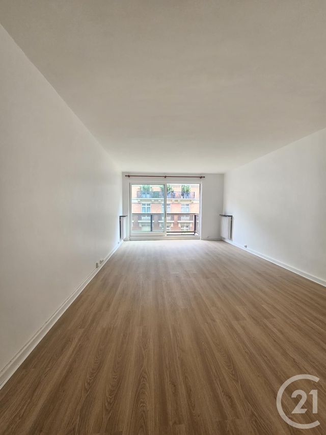 Afficher la photo en grand Appartement F2 à louer - 2 pièces - 42.82 m2 - PARIS - 75016 - ILE-DE-FRANCE - Century 21 Victor Hugo - Trocadéro