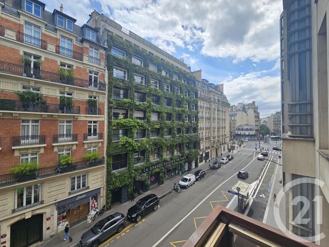 Afficher la photo en grand Appartement F2 à louer - 2 pièces - 42.82 m2 - PARIS - 75016 - ILE-DE-FRANCE - Century 21 Victor Hugo - Trocadéro