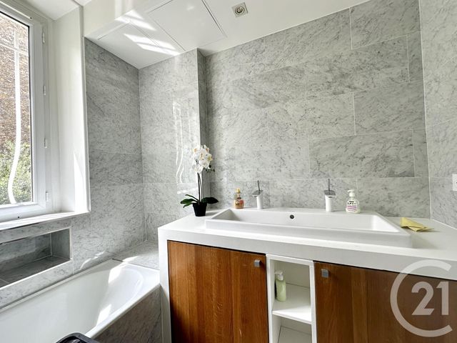 Appartement F3 à vendre - 3 pièces - 70.01 m2 - NEUILLY SUR SEINE - 92 - ILE-DE-FRANCE - Century 21 Victor Hugo - Trocadéro