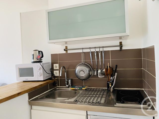 Appartement F1 à louer - 1 pièce - 19.66 m2 - PARIS - 75015 - ILE-DE-FRANCE - Century 21 Victor Hugo - Trocadéro