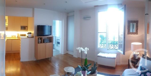  - PARIS - 