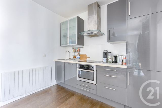 Appartement F2 à vendre - 2 pièces - 31.12 m2 - PARIS - 75017 - ILE-DE-FRANCE - Century 21 Victor Hugo - Trocadéro