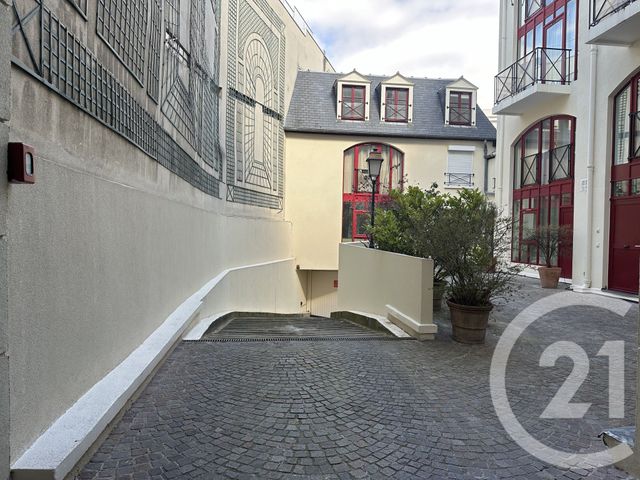 parking à louer - 14.0 m2 - PARIS - 75016 - ILE-DE-FRANCE - Century 21 Victor Hugo - Trocadéro
