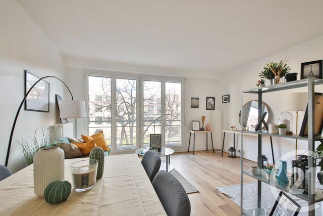 Appartement F1 à vendre - 1 pièce - 46.0 m2 - PARIS - 75015 - ILE-DE-FRANCE - Century 21 Victor Hugo - Trocadéro