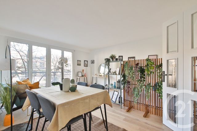 Appartement F1 à vendre - 1 pièce - 46.0 m2 - PARIS - 75015 - ILE-DE-FRANCE - Century 21 Victor Hugo - Trocadéro