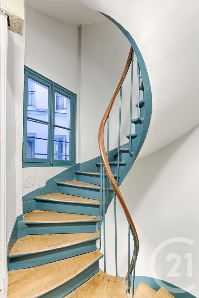 Appartement F3 à vendre - 3 pièces - 45.23 m2 - PARIS - 75018 - ILE-DE-FRANCE - Century 21 Victor Hugo - Trocadéro