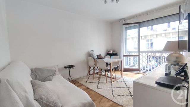 Appartement F1 à louer PARIS