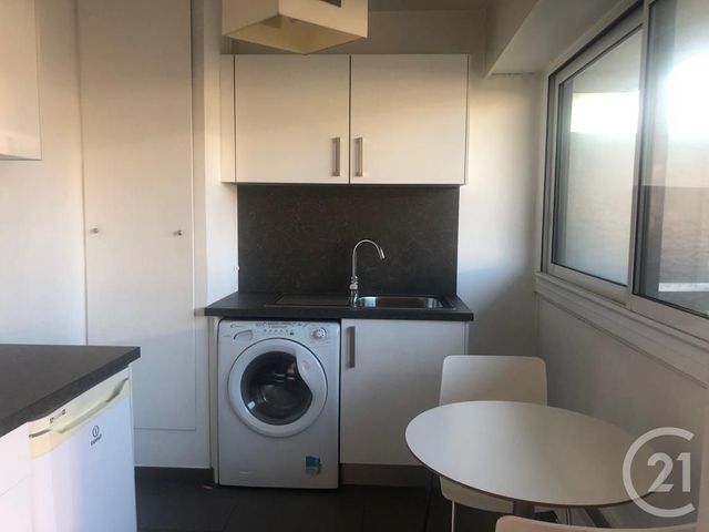 Appartement F1 à louer - 1 pièce - 31.5 m2 - PARIS - 75012 - ILE-DE-FRANCE - Century 21 Victor Hugo - Trocadéro