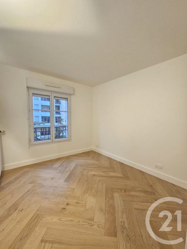 Appartement F4 à louer - 4 pièces - 84.02 m2 - COURBEVOIE - 92 - ILE-DE-FRANCE - Century 21 Victor Hugo - Trocadéro