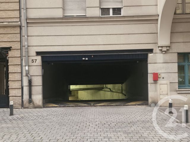 Appartement F4 à louer - 4 pièces - 84.02 m2 - COURBEVOIE - 92 - ILE-DE-FRANCE - Century 21 Victor Hugo - Trocadéro