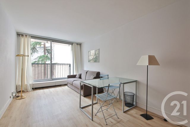Appartement Studio à vendre - 1 pièce - 26.8 m2 - PARIS - 75016 - ILE-DE-FRANCE - Century 21 Victor Hugo - Trocadéro