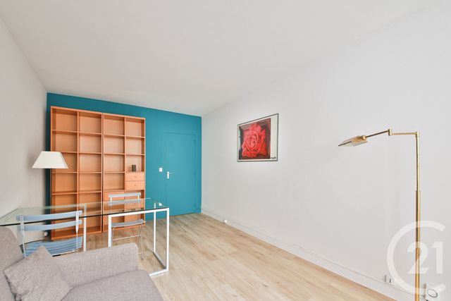 Appartement Studio à vendre - 1 pièce - 26.8 m2 - PARIS - 75016 - ILE-DE-FRANCE - Century 21 Victor Hugo - Trocadéro