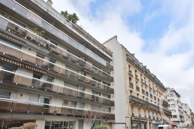 Appartement Studio à vendre - 1 pièce - 26.8 m2 - PARIS - 75016 - ILE-DE-FRANCE - Century 21 Victor Hugo - Trocadéro