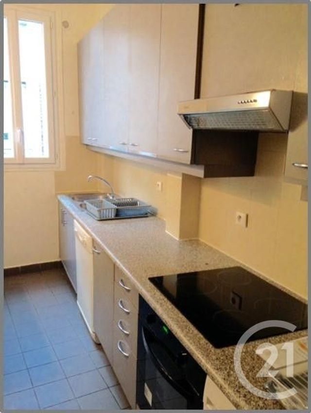 Appartement F3 à vendre - 4 pièces - 69.1 m2 - PARIS - 75116 - ILE-DE-FRANCE - Century 21 Victor Hugo - Trocadéro