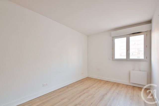 Appartement F3 à vendre - 3 pièces - 63.65 m2 - PARIS - 75013 - ILE-DE-FRANCE - Century 21 Victor Hugo - Trocadéro