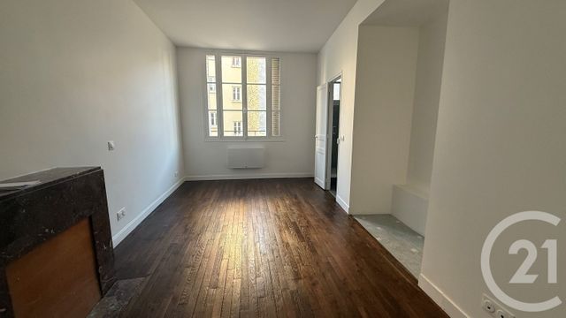 Appartement T2 à vendre - 2 pièces - 44.56 m2 - PARIS - 75005 - ILE-DE-FRANCE - Century 21 Victor Hugo - Trocadéro