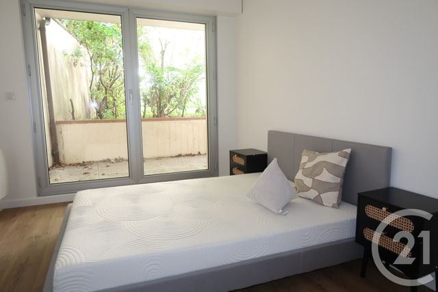 Appartement F3 à louer - 3 pièces - 74.0 m2 - PARIS - 75009 - ILE-DE-FRANCE - Century 21 Victor Hugo - Trocadéro