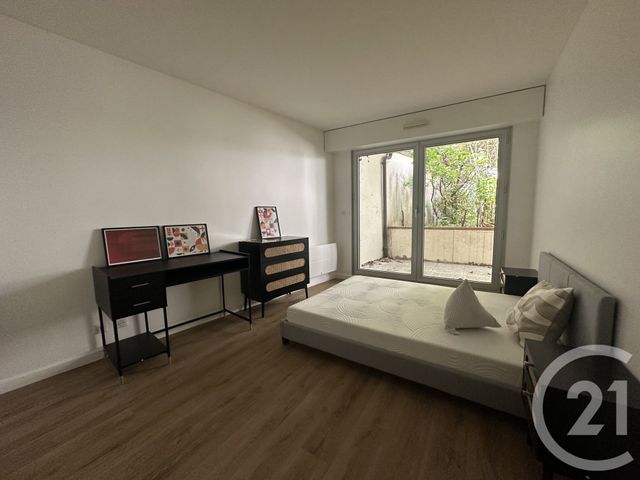 Appartement F3 à louer - 3 pièces - 74.0 m2 - PARIS - 75009 - ILE-DE-FRANCE - Century 21 Victor Hugo - Trocadéro