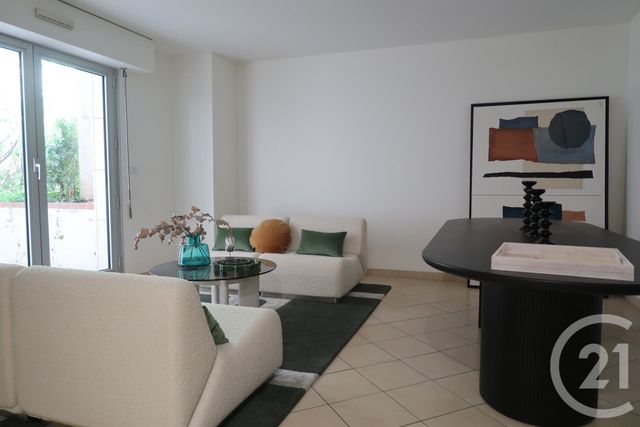 Appartement F3 à louer PARIS