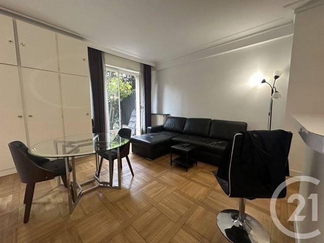 Appartement F2 à louer - 2 pièces - 40.3 m2 - PARIS - 75016 - ILE-DE-FRANCE - Century 21 Victor Hugo - Trocadéro