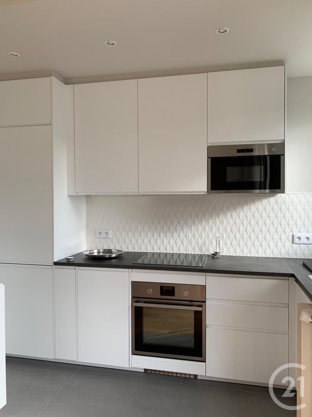 Appartement F2 à louer - 2 pièces - 51.78 m2 - PARIS - 75016 - ILE-DE-FRANCE - Century 21 Victor Hugo - Trocadéro