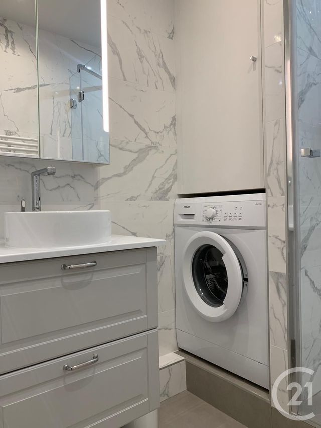 Appartement F2 à louer - 2 pièces - 51.78 m2 - PARIS - 75016 - ILE-DE-FRANCE - Century 21 Victor Hugo - Trocadéro