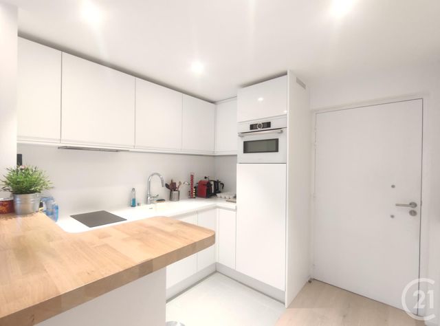 Appartement F1 à louer - 1 pièce - 27.38 m2 - PARIS - 75013 - ILE-DE-FRANCE - Century 21 Victor Hugo - Trocadéro