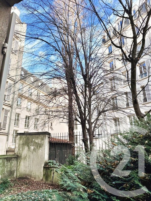 Appartement F2 à vendre - 2 pièces - 35.66 m2 - NEUILLY SUR SEINE - 92 - ILE-DE-FRANCE - Century 21 Victor Hugo - Trocadéro