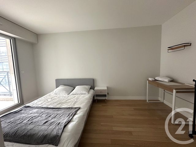 Appartement F4 à louer - 4 pièces - 113.0 m2 - PARIS - 75009 - ILE-DE-FRANCE - Century 21 Victor Hugo - Trocadéro