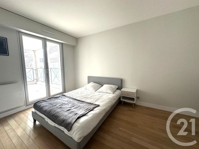 Appartement F4 à louer - 4 pièces - 113.0 m2 - PARIS - 75009 - ILE-DE-FRANCE - Century 21 Victor Hugo - Trocadéro