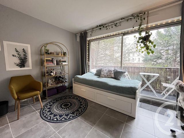 Appartement F1 à vendre - 1 pièce - 23.6 m2 - PARIS - 75009 - ILE-DE-FRANCE - Century 21 Victor Hugo - Trocadéro