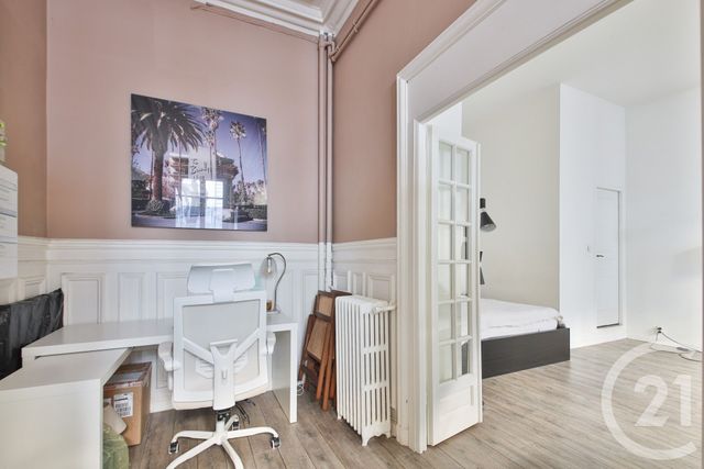 Appartement Studio à vendre - 1 pièce - 43.87 m2 - PARIS - 75016 - ILE-DE-FRANCE - Century 21 Victor Hugo - Trocadéro