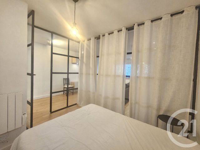 Appartement F1 à louer - 1 pièce - 41.52 m2 - PARIS - 75016 - ILE-DE-FRANCE - Century 21 Victor Hugo - Trocadéro