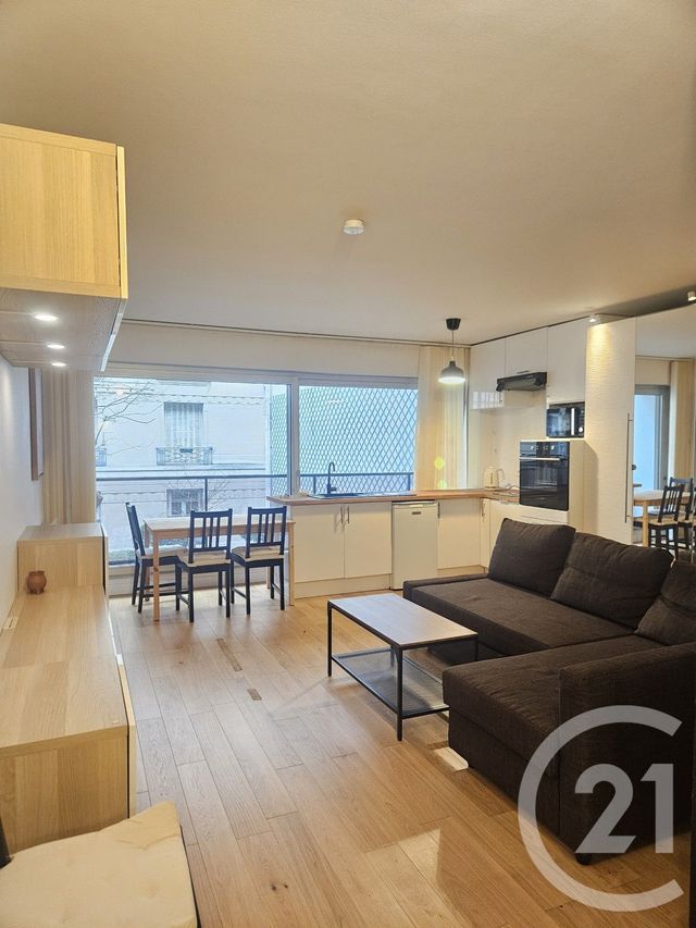 Appartement F1 à louer - 1 pièce - 41.52 m2 - PARIS - 75016 - ILE-DE-FRANCE - Century 21 Victor Hugo - Trocadéro