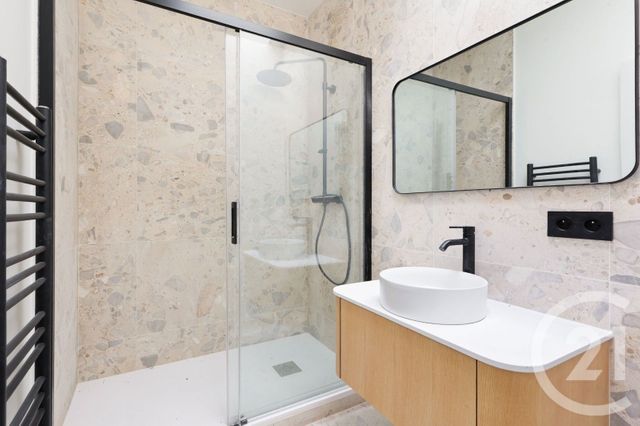 Appartement F2 à vendre - 2 pièces - 34.05 m2 - PARIS - 75016 - ILE-DE-FRANCE - Century 21 Victor Hugo - Trocadéro