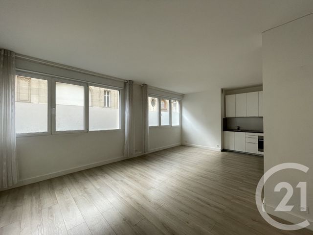Appartement F2 à vendre - 2 pièces - 50.37 m2 - PARIS - 75016 - ILE-DE-FRANCE - Century 21 Victor Hugo - Trocadéro