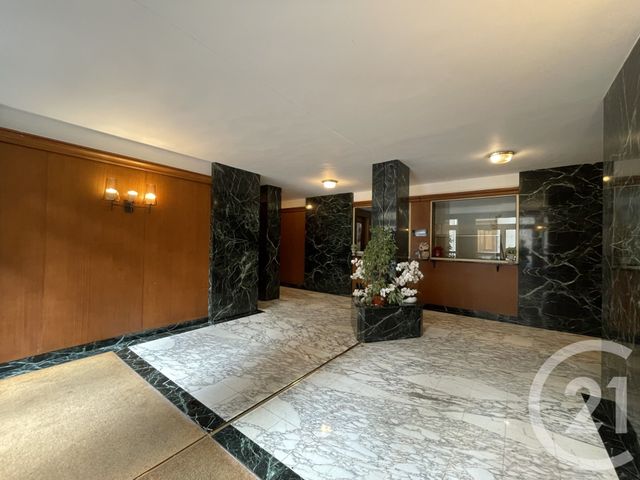 Appartement F2 à vendre - 2 pièces - 50.37 m2 - PARIS - 75016 - ILE-DE-FRANCE - Century 21 Victor Hugo - Trocadéro