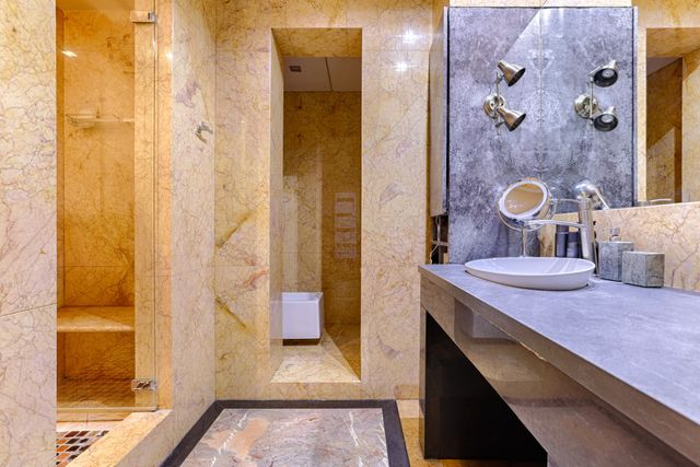 Appartement à vendre - 7 pièces - 296.15 m2 - PARIS - 75116 - ILE-DE-FRANCE - Century 21 Victor Hugo - Trocadéro