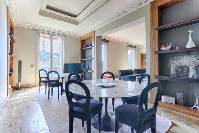 Appartement à vendre - 7 pièces - 296.15 m2 - PARIS - 75116 - ILE-DE-FRANCE - Century 21 Victor Hugo - Trocadéro