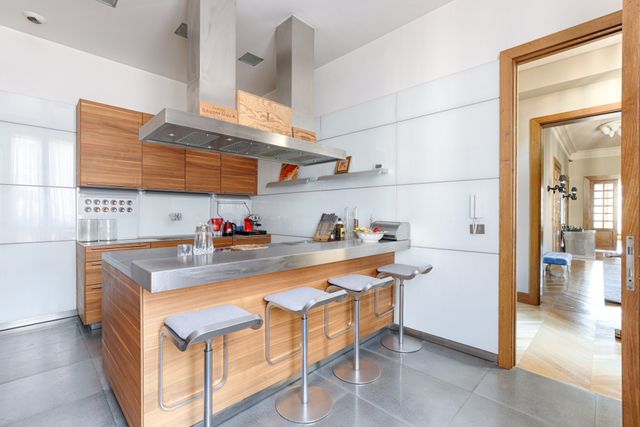 Appartement à vendre - 7 pièces - 296.15 m2 - PARIS - 75116 - ILE-DE-FRANCE - Century 21 Victor Hugo - Trocadéro