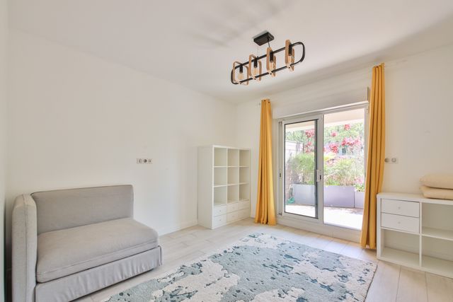 maison à louer - 6 pièces - 164.61 m2 - NEUILLY SUR SEINE - 92 - ILE-DE-FRANCE - Century 21 Victor Hugo - Trocadéro