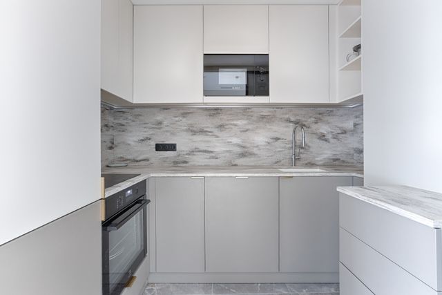 Appartement F3 à louer - 3 pièces - 76.42 m2 - PARIS - 75016 - ILE-DE-FRANCE - Century 21 Victor Hugo - Trocadéro