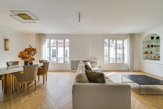 Appartement F5 à vendre - 5 pièces - 126.0 m2 - NEUILLY SUR SEINE - 92 - ILE-DE-FRANCE - Century 21 Victor Hugo - Trocadéro