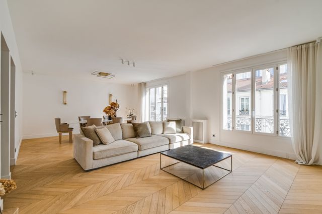 Appartement F5 à vendre - 5 pièces - 126.0 m2 - NEUILLY SUR SEINE - 92 - ILE-DE-FRANCE - Century 21 Victor Hugo - Trocadéro