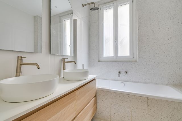 Appartement F5 à vendre - 5 pièces - 126.0 m2 - NEUILLY SUR SEINE - 92 - ILE-DE-FRANCE - Century 21 Victor Hugo - Trocadéro