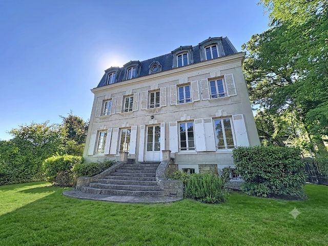 maison à vendre - 12 pièces - 365.27 m2 - LE VESINET - 78 - ILE-DE-FRANCE - Century 21 Victor Hugo - Trocadéro