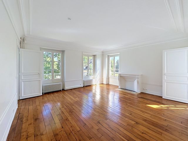 maison à vendre - 12 pièces - 365.27 m2 - LE VESINET - 78 - ILE-DE-FRANCE - Century 21 Victor Hugo - Trocadéro