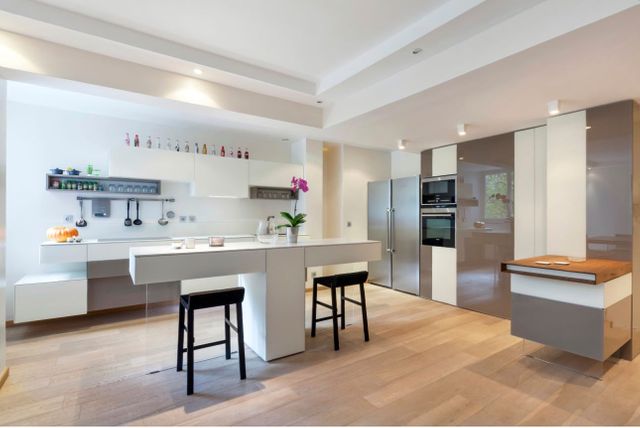 Appartement F5 à vendre - 5 pièces - 115.32 m2 - PARIS - 75116 - ILE-DE-FRANCE - Century 21 Victor Hugo - Trocadéro