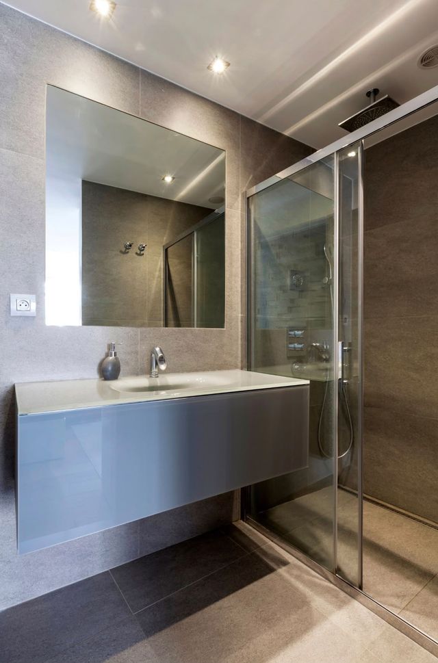 Appartement F5 à vendre - 5 pièces - 115.32 m2 - PARIS - 75116 - ILE-DE-FRANCE - Century 21 Victor Hugo - Trocadéro